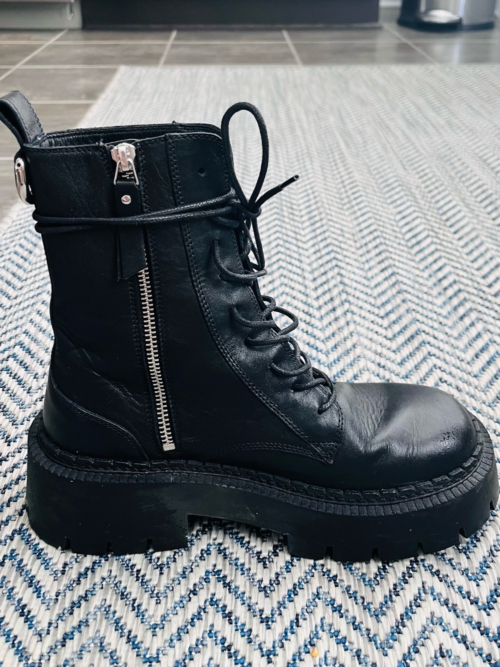 Vic Matie Women’s Combat Boots — EU 37 / US 7